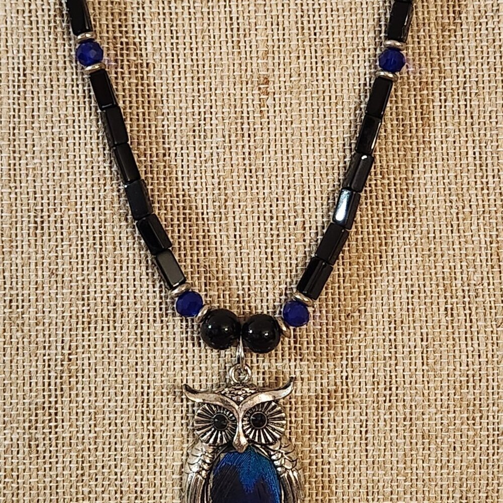 Hand Crafted Pendant Necklace Owl Feathered Silver Beaded - Picture 7 of 7